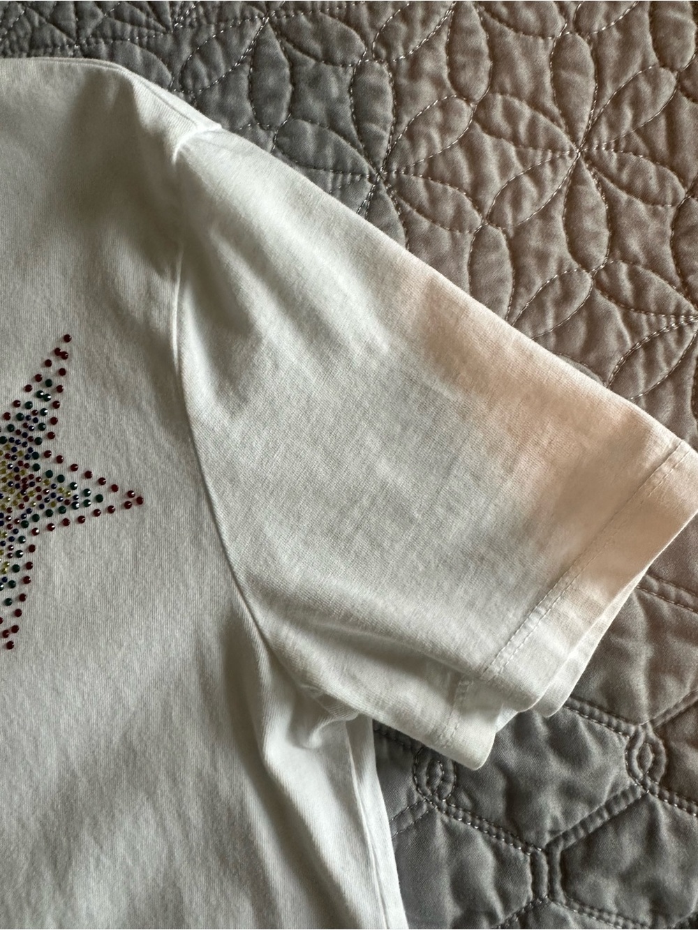Zara White Short Sleeve Tee with Multicolor Rhinestone Stars - Picture 5 of 7